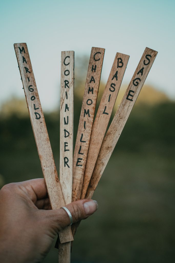 planter signs